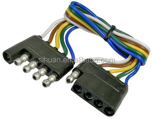 2.8X বাইরের ব্যাসার্ধ 4c 18AWG বাঁধা ট্রেলার তারের প্লাগ সহ তারের খালি তামা কন্ডাক্টর